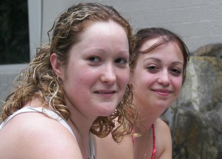 les filles à la piscine